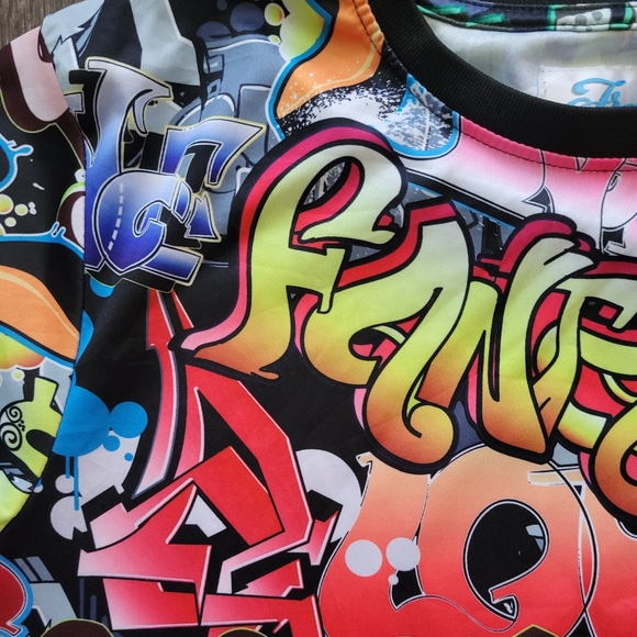 NWOT! FRESH PRINCE OF BEL-AIR COLORFUL GRAFFITI DESIGN SHORT SLEEVE SHIRT - Picture 3 of 4